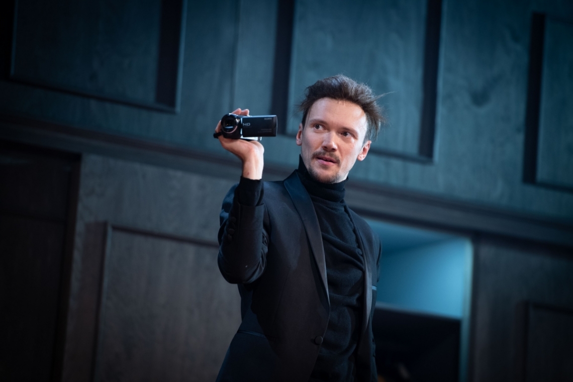 Skats no izrādes // Foto – Kristaps Kalns
